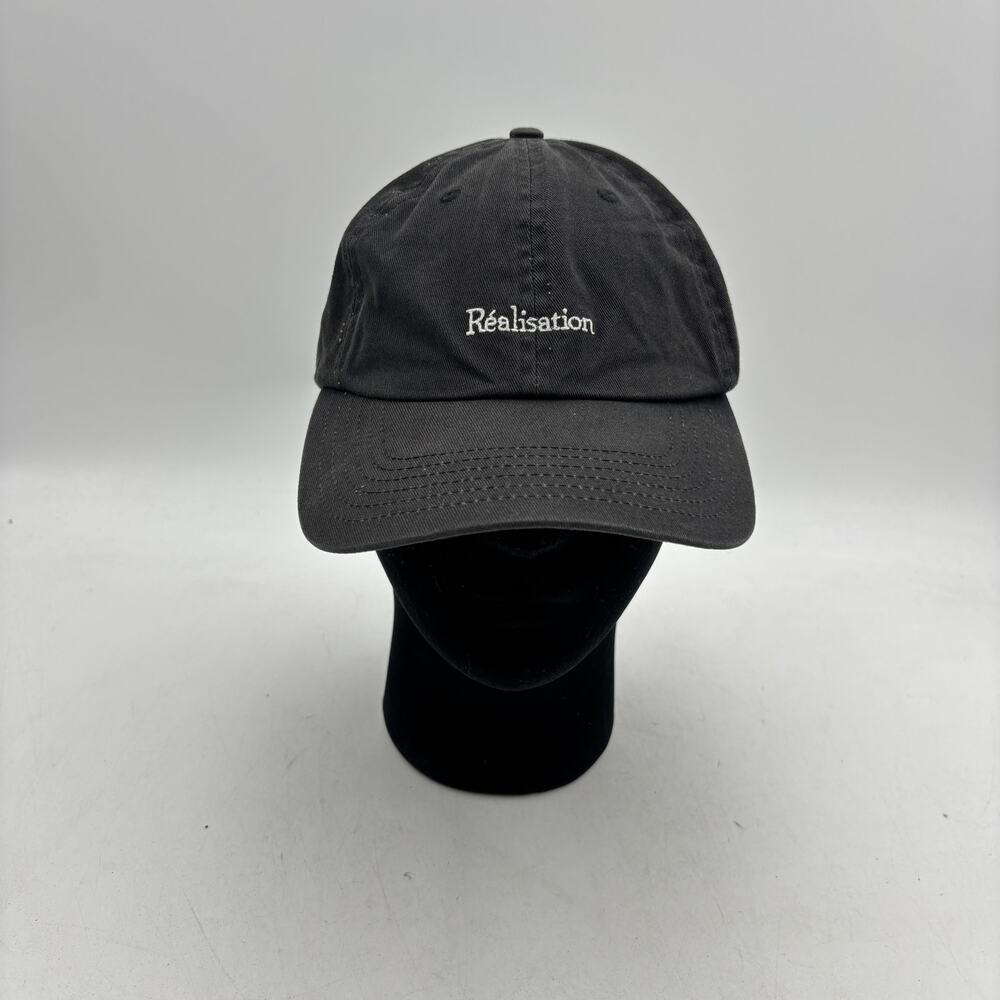 Réalisation Par The Real Embroidered Logo Baseball Hat Dad Cap